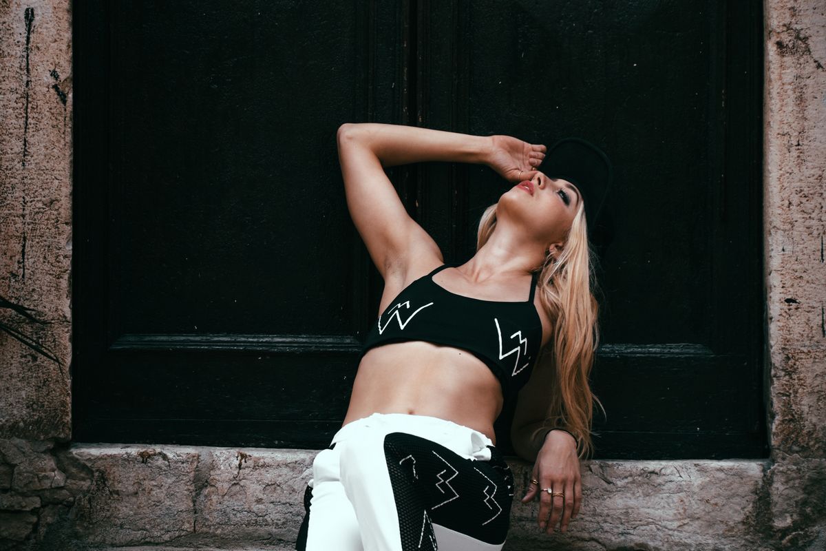 Hlačna trenirka - Image 12